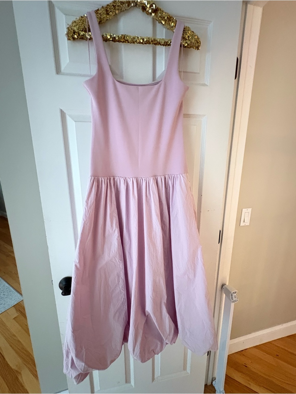 Abercrombie & Fitch Pink Bubble Hem Midi Dress - Picture 3 of 10